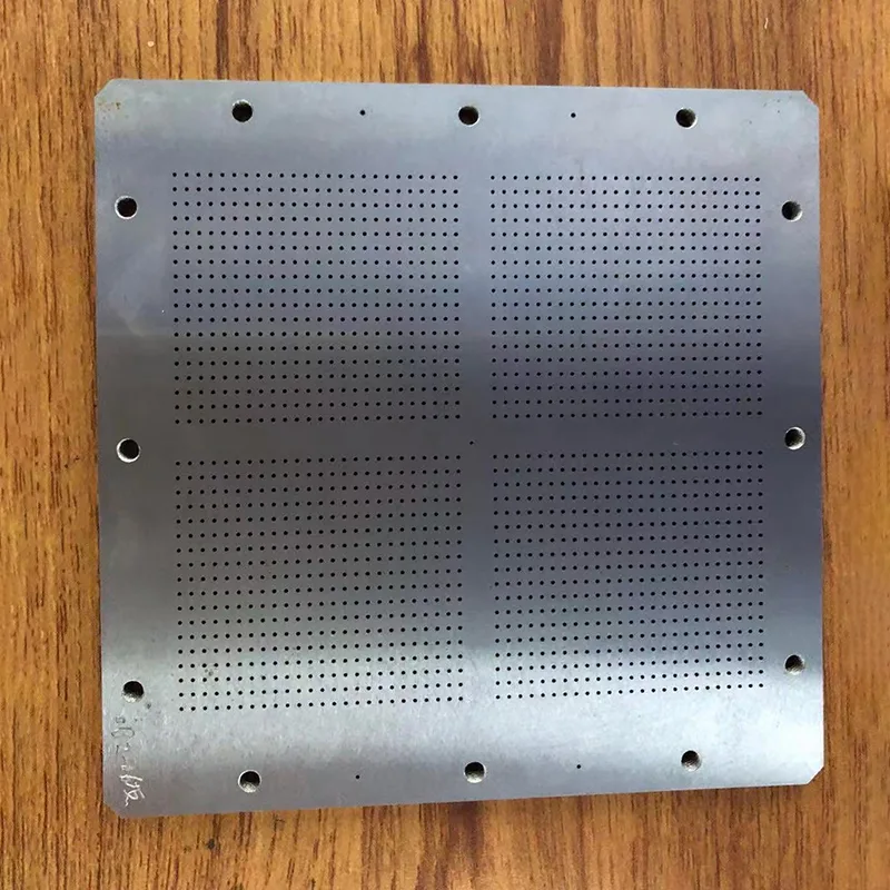 Mikroporózus fémmegmunkáló alkatrészek