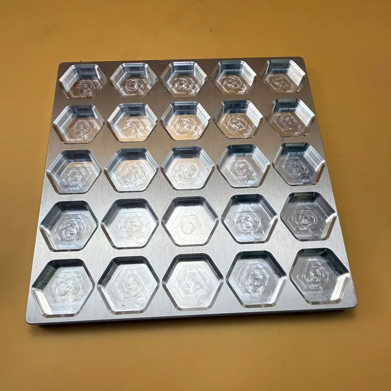 CNC rögzítőtálca