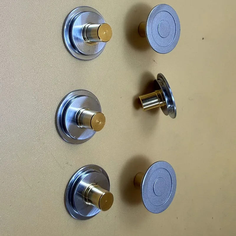 CNC eszterga alkatrészek